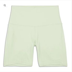 Lululemon Align HR Shorts in Kohlabri Green Size 4